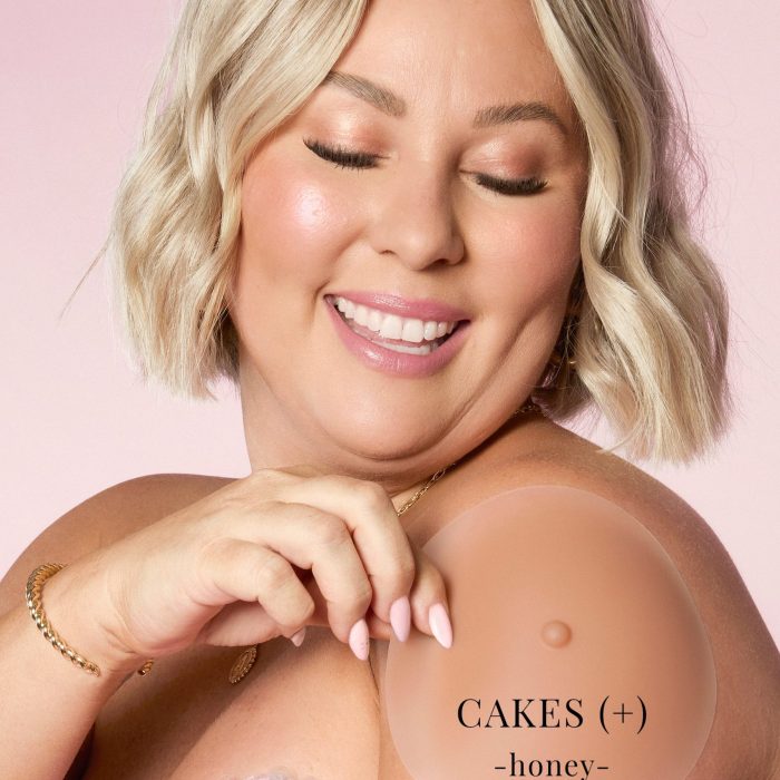 CAKES___with_nips_Anna_0893_2000x2667_63bfa46a-5137-41cb-a92f-4bc6058d1ec3.jpg