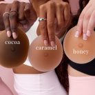 CAKES_with_nips_5357_200x2667-Copy_8.jpg