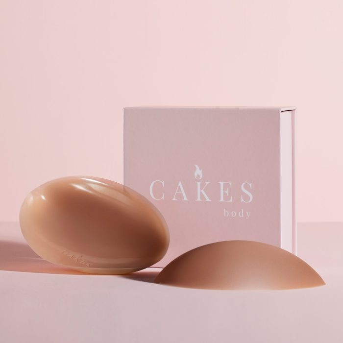 pdp_cakes-with-volume_caramel_hero.jpg